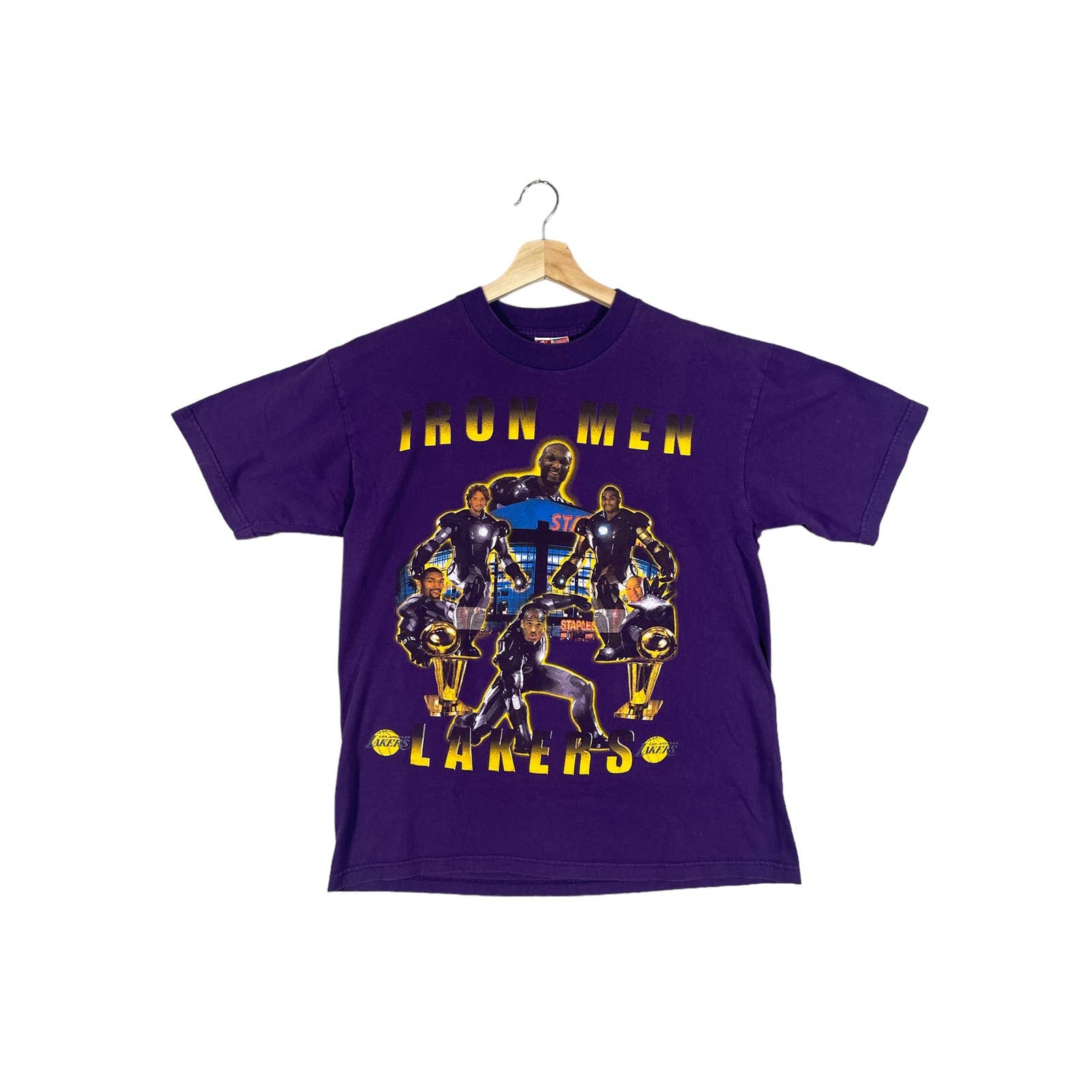 Vintage 2000's Los Angeles Lakers Iron Men T-Shirt – Groovesport