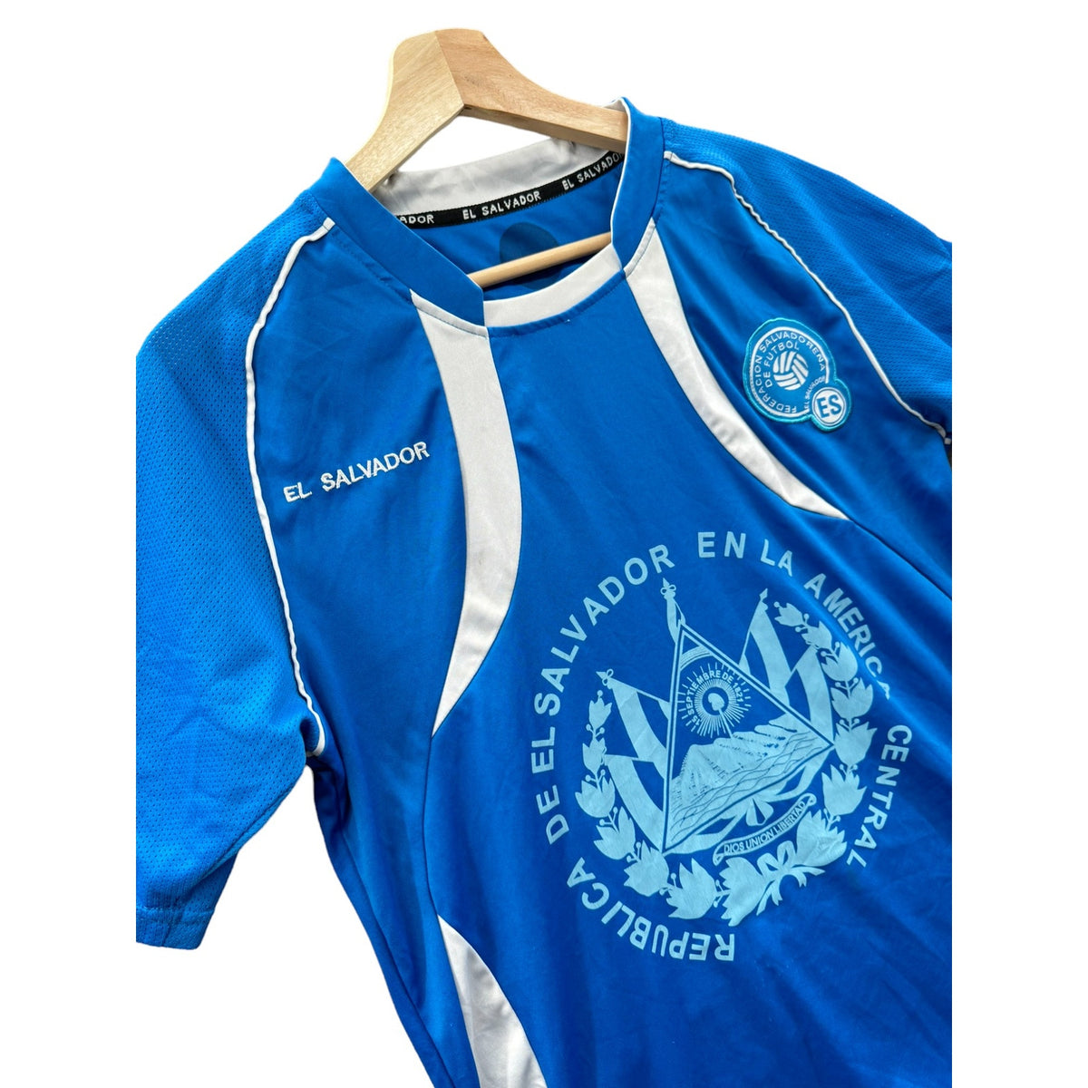 Vintage El Salvador National Soccer Futbol Jersey