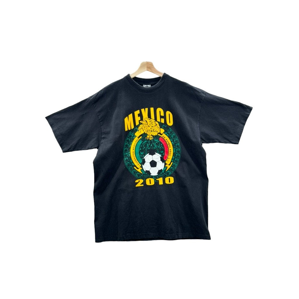 Vintage Mexico Soccer Futbol 2010 Cup Graphic Tee