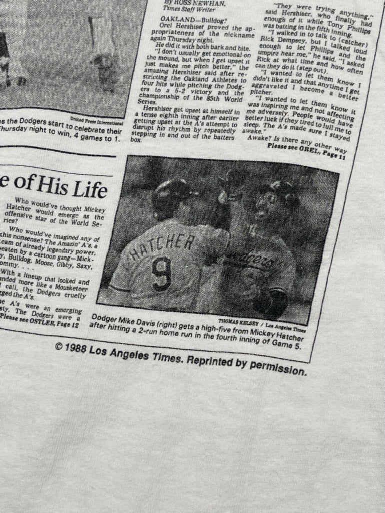 Vintage 1988 Los Angeles Dodgers Newspaper T-Shirt