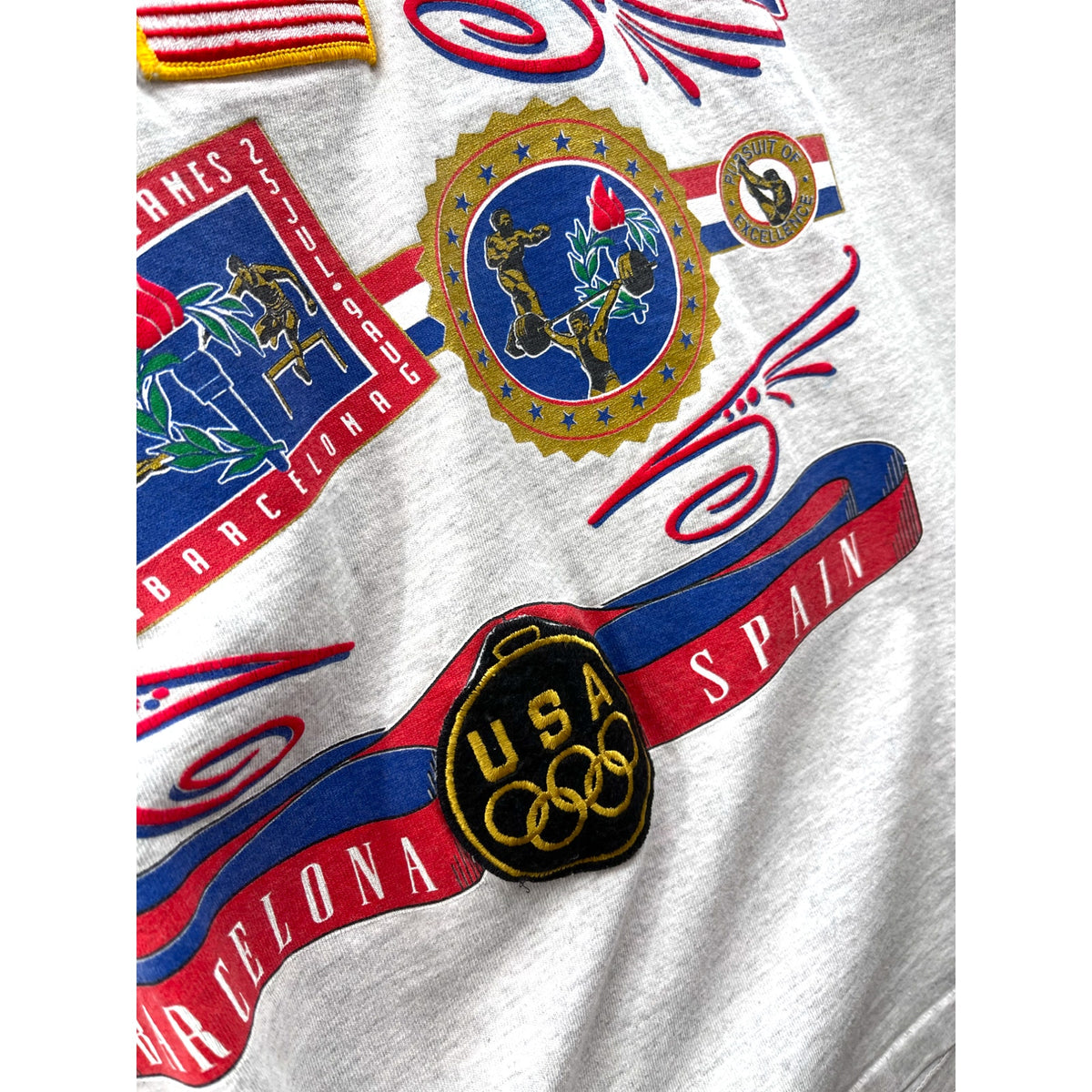 Vintage 1990's Team USA Basketball 1992 Barcelona Crest Tee