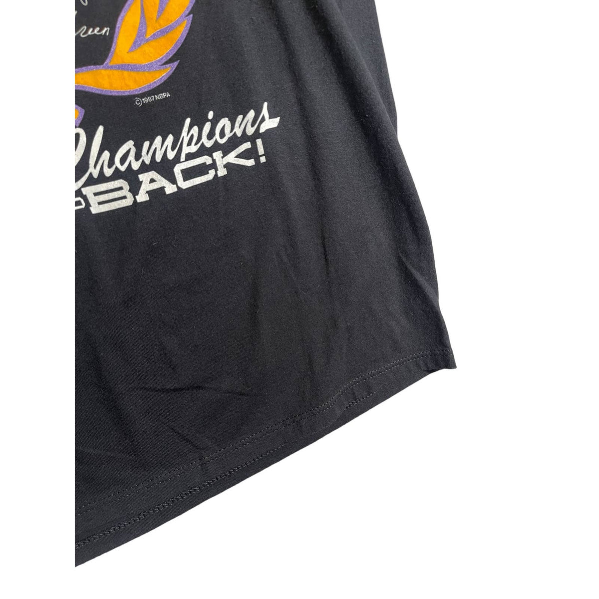 Vintage 1987 Los Angeles Lakers Back-to-Back Championship T-Shirt