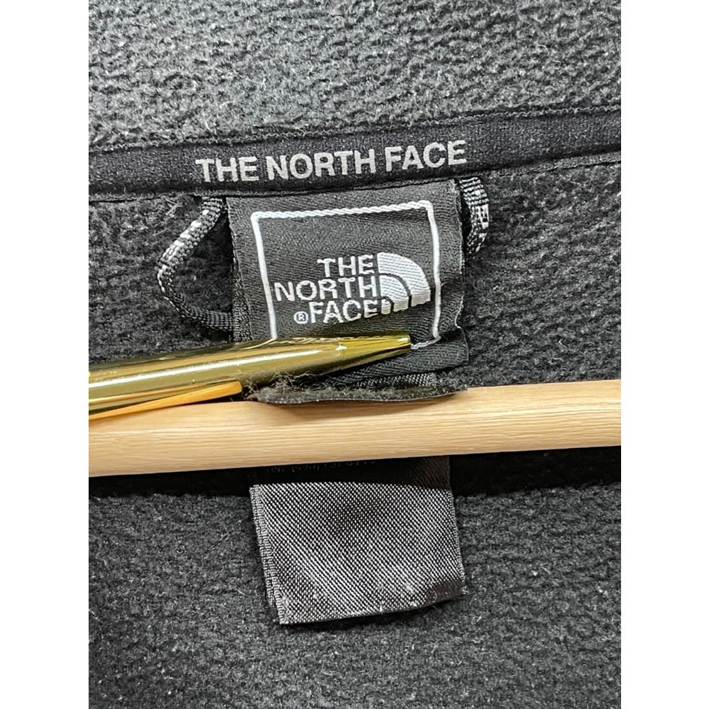 Vintage The North Face Men's Black Full Zip Fleece Jacket (L)