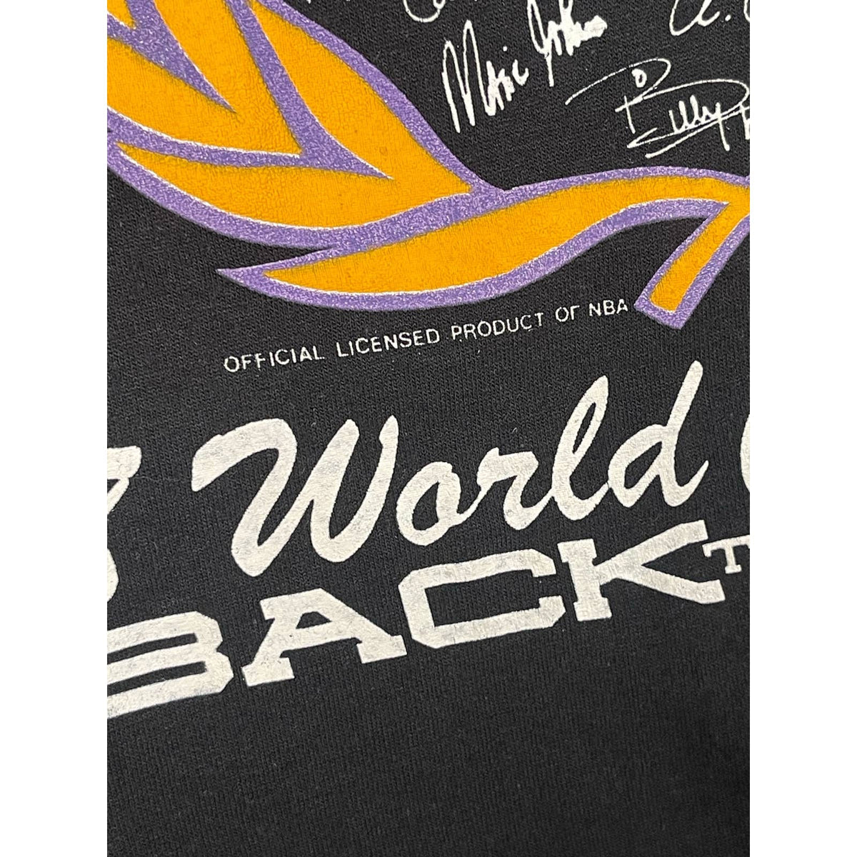 Vintage 1987 Los Angeles Lakers Back-to-Back Championship T-Shirt