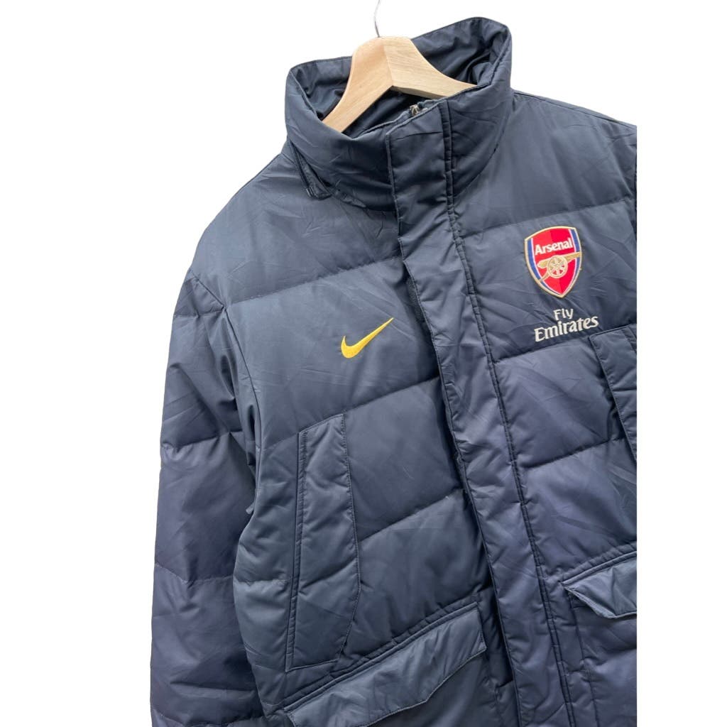 Nike Arsenal Men's Fit Storm 550 Down Filled Puffer Jacket Coat