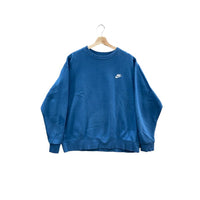 Nike Essential Corner Swoosh Sweater