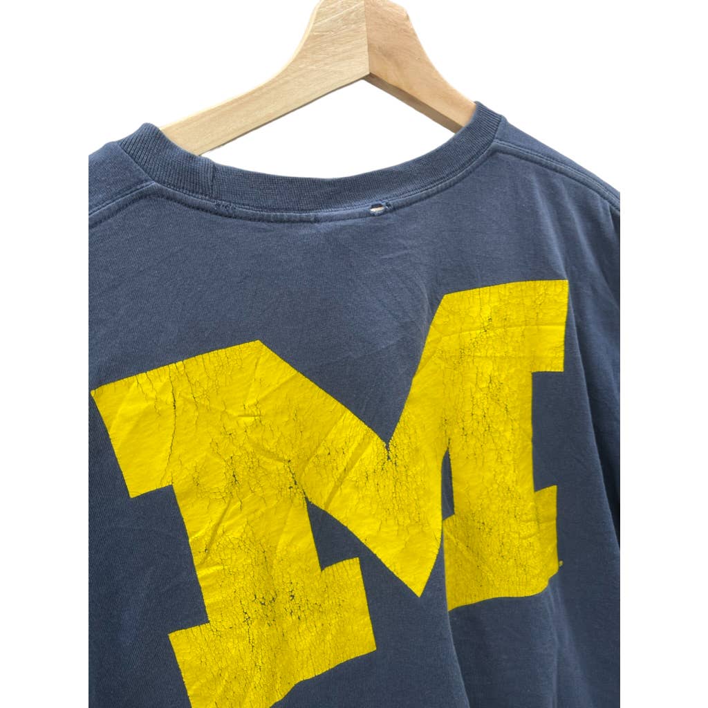 Vintage 2000's Nike University of Michigan Center Swoosh College T-Shirt