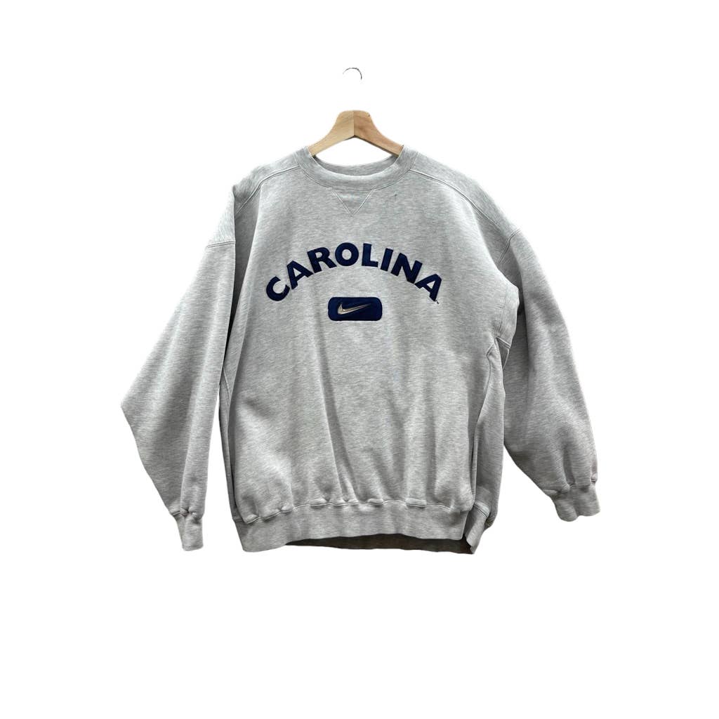 Vintage 2000's Nike Y2K Carolina Center Swoosh Crewneck